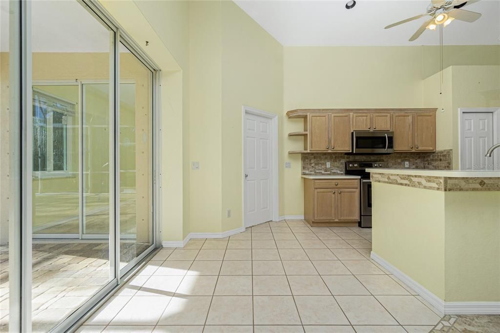 For Sale: $339,900 (3 beds, 2 baths, 1524 Square Feet)