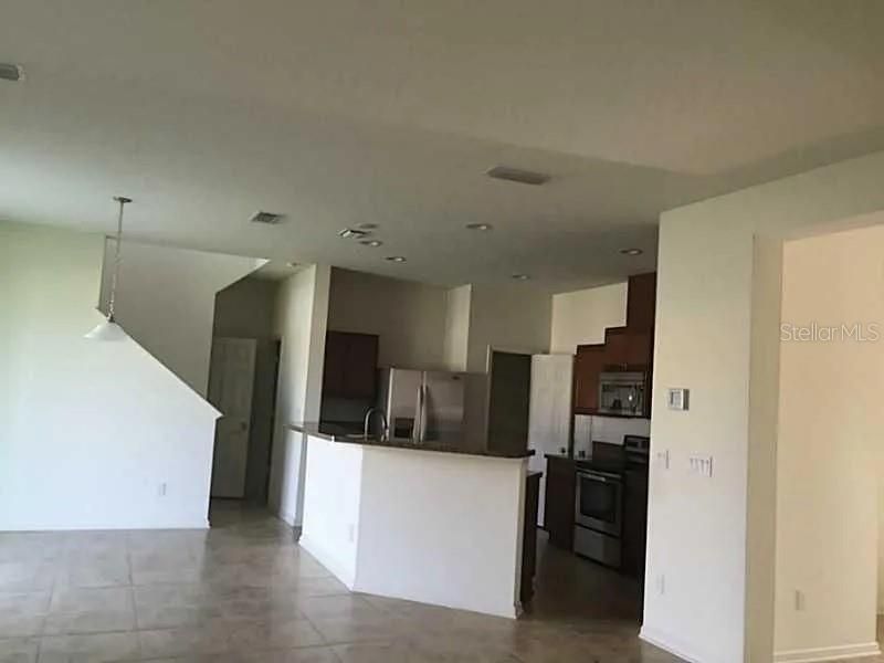 For Rent: $2,800 (4 beds, 2 baths, 2231 Square Feet)