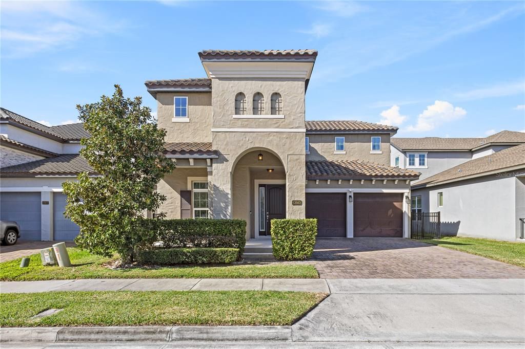 For Sale: $1,098,000 (4 beds, 3 baths, 3064 Square Feet)