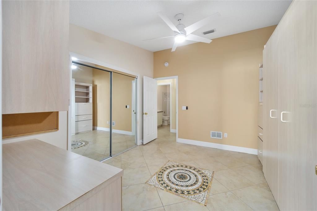 Guest Room with murphy bed