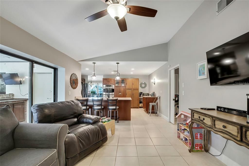 Active With Contract: $630,000 (4 beds, 3 baths, 2109 Square Feet)