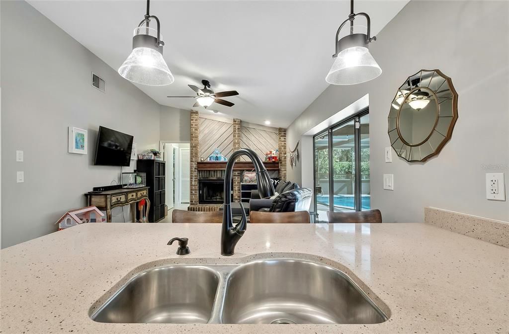 Active With Contract: $630,000 (4 beds, 3 baths, 2109 Square Feet)