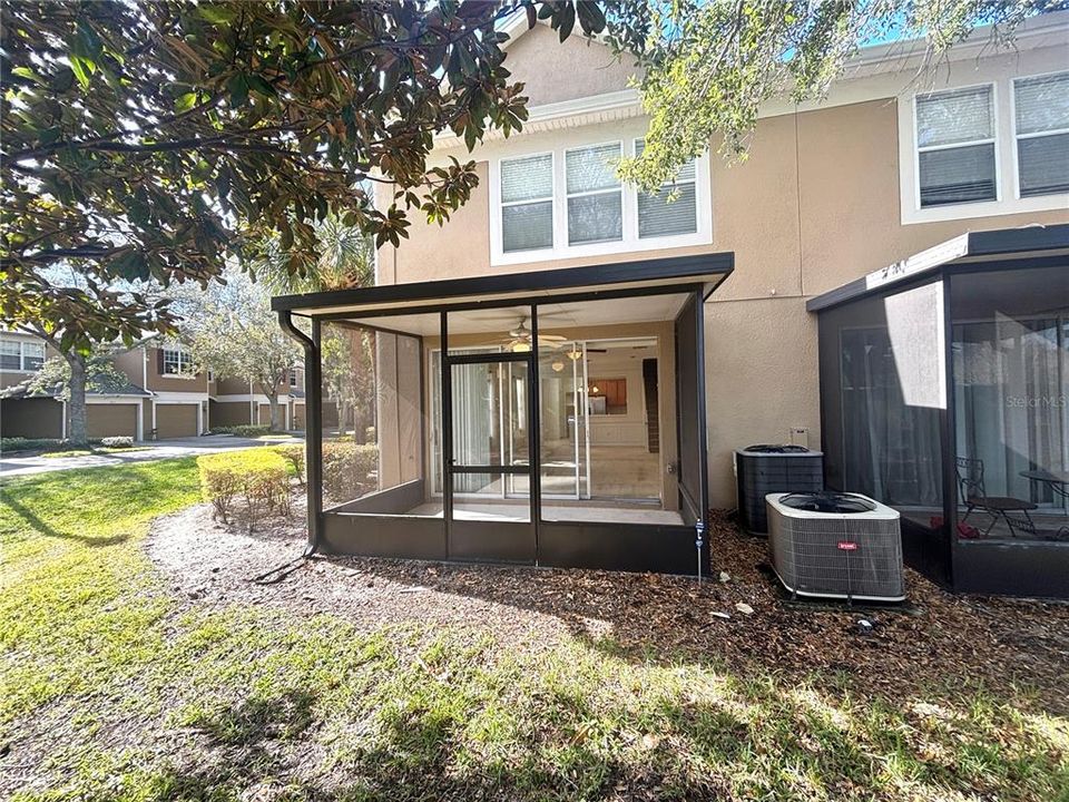 Active With Contract: $1,999 (3 beds, 2 baths, 1665 Square Feet)