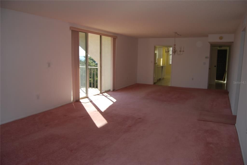 For Sale: $240,000 (2 beds, 2 baths, 1450 Square Feet)