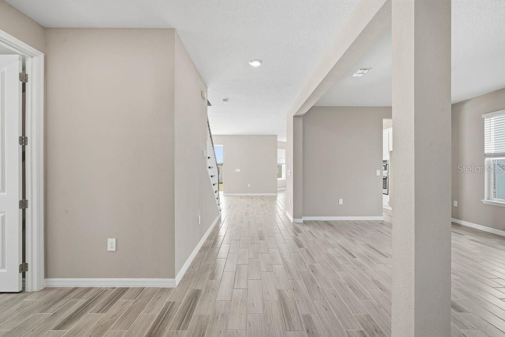 Active With Contract: $574,999 (4 beds, 3 baths, 3422 Square Feet)