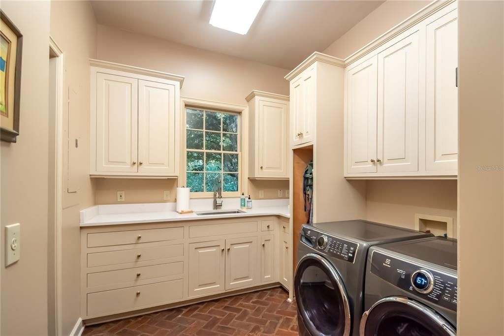 Laundry Room off of Kitchen with Large Closet Pantry