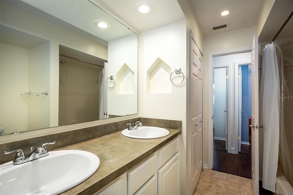 Hall bath with double vanity