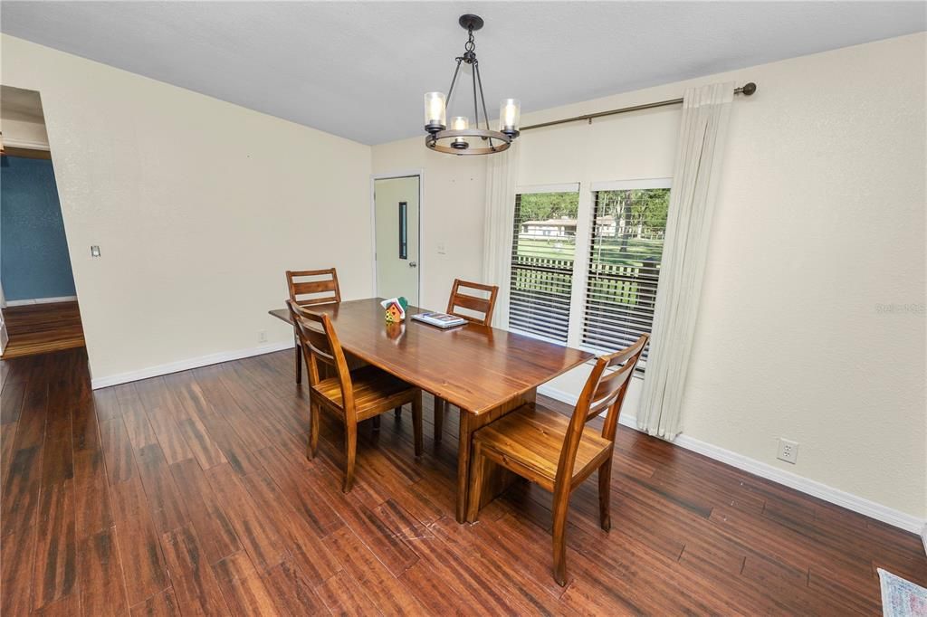 For Sale: $435,000 (3 beds, 2 baths, 1512 Square Feet)