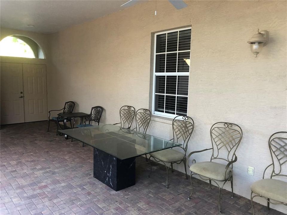 Courtyard entertainment and grill area to main house