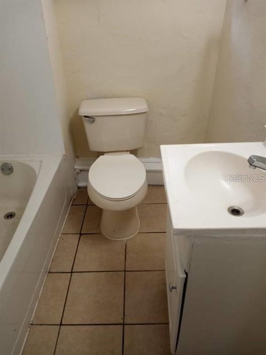 For Rent: $1,000 (1 beds, 1 baths, 500 Square Feet)