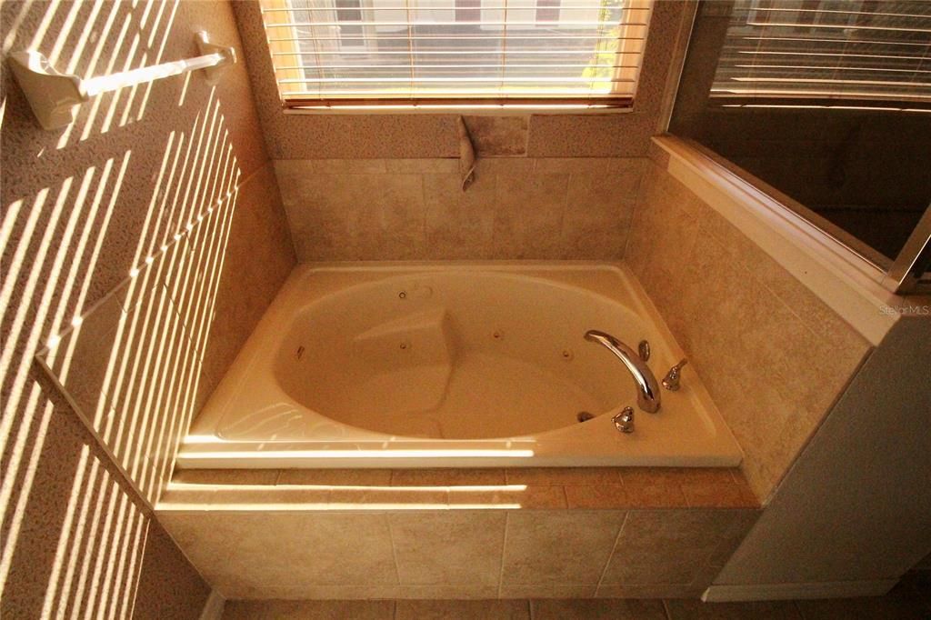 Jetted Tub