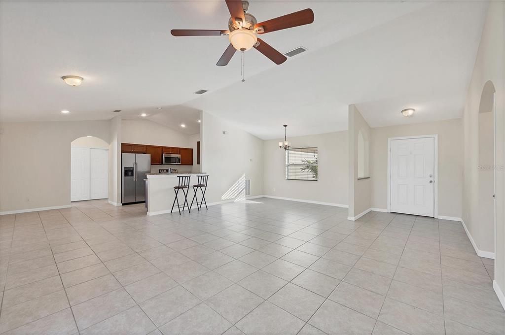 For Sale: $329,000 (3 beds, 2 baths, 1745 Square Feet)