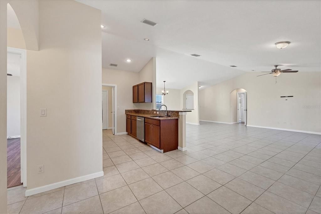 For Sale: $329,000 (3 beds, 2 baths, 1745 Square Feet)