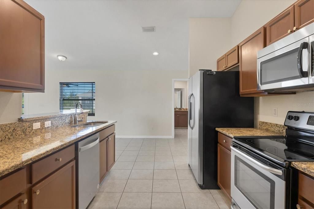 For Sale: $329,000 (3 beds, 2 baths, 1745 Square Feet)