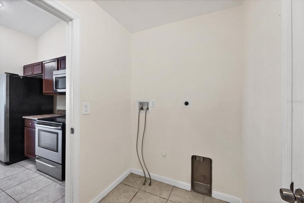 For Sale: $329,000 (3 beds, 2 baths, 1745 Square Feet)