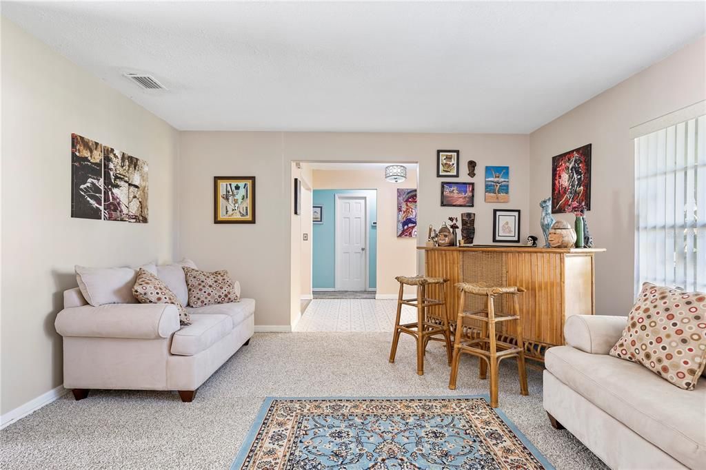 For Sale: $349,000 (3 beds, 2 baths, 2044 Square Feet)