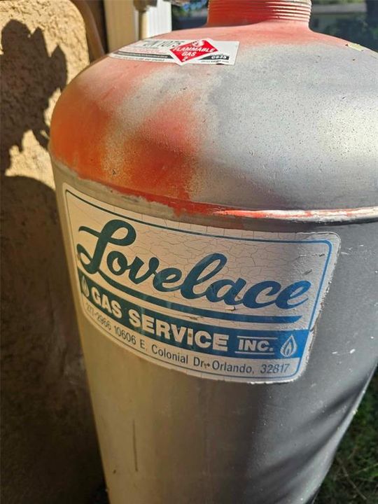 Propane tank for stove (leased)