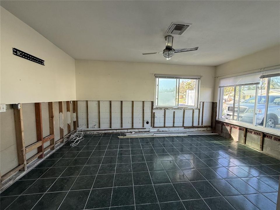 En Venta: $329,000 (3 camas, 2 baños, 1798 Pies cuadrados)