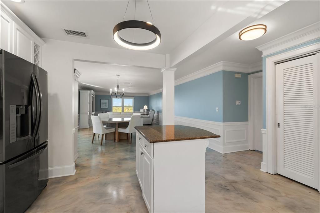 Kitchen with breakfast bar island