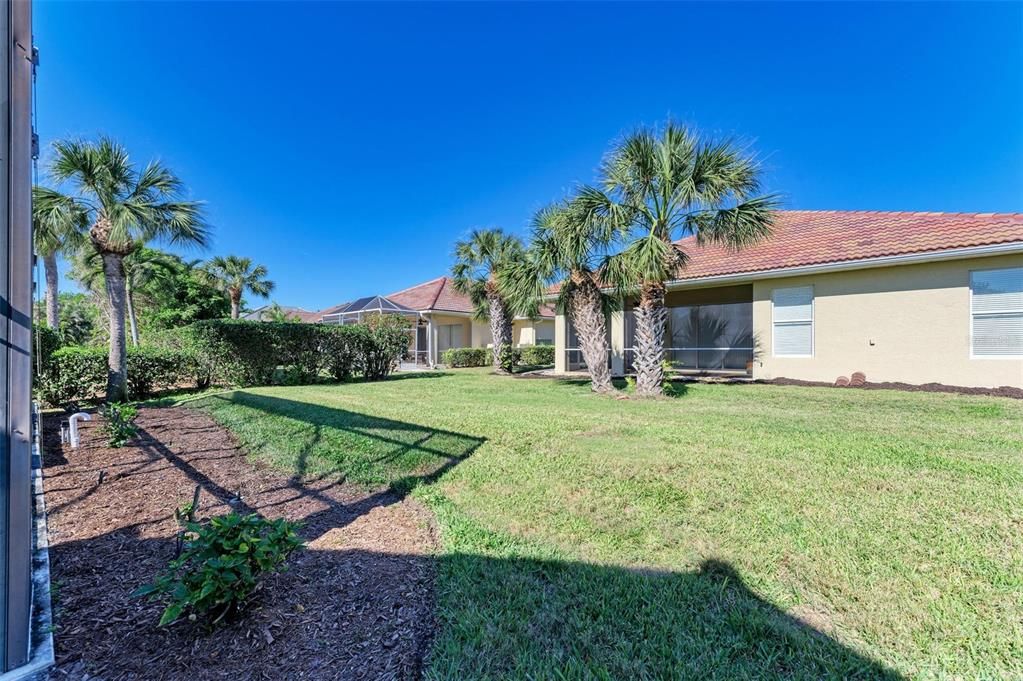 For Sale: $500,000 (3 beds, 2 baths, 1976 Square Feet)