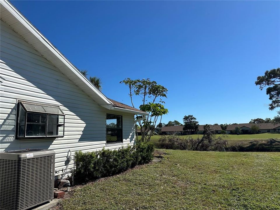 For Sale: $398,000 (3 beds, 2 baths, 1307 Square Feet)