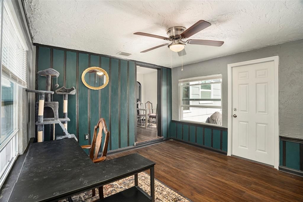 Bonus room with garage & backyard access