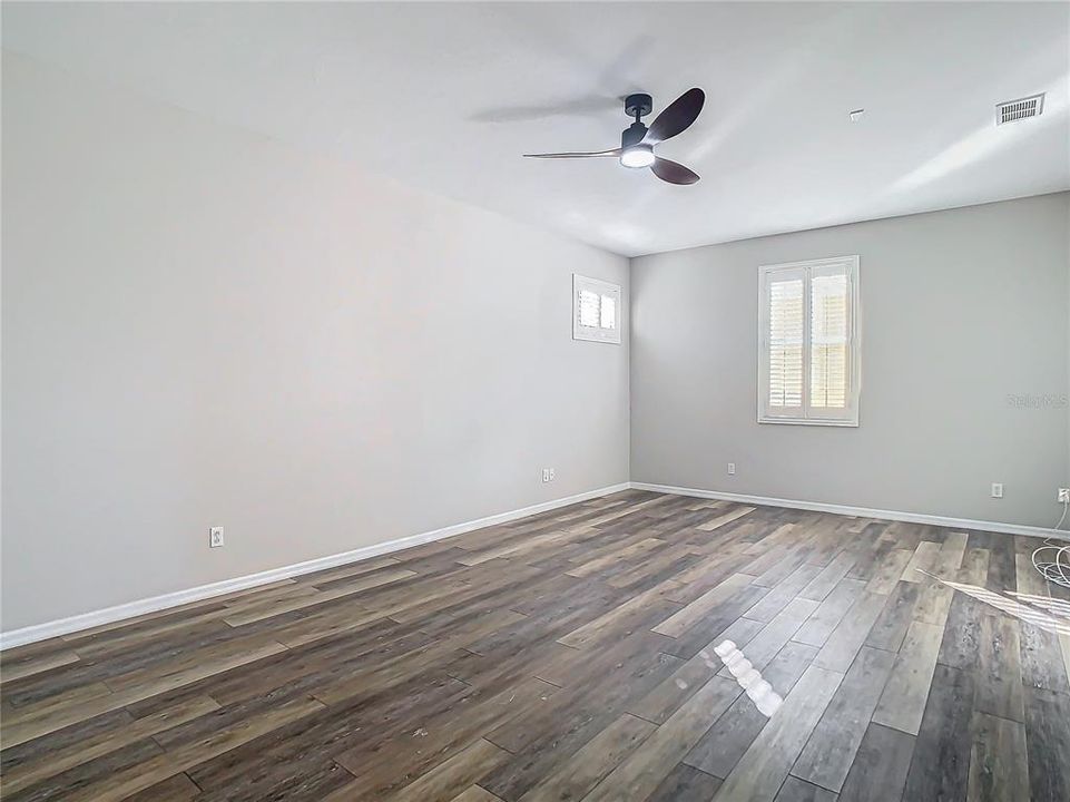 For Sale: $759,950 (3 beds, 2 baths, 3334 Square Feet)