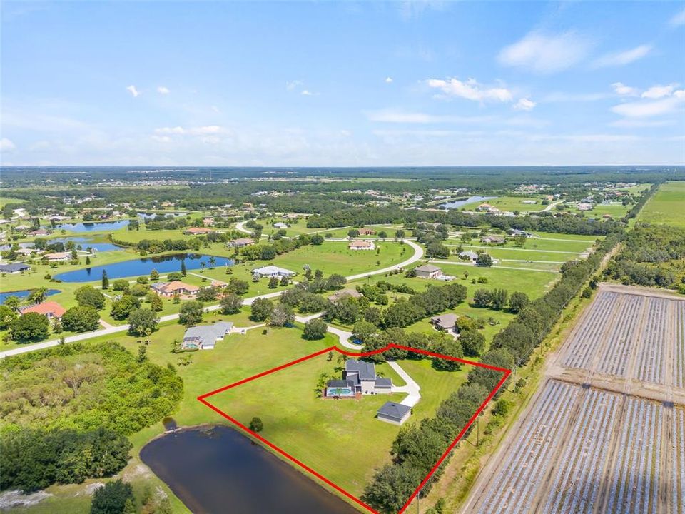 18307 White Fang Ct, Parrish FL 34219 FoxBrook Communities, MLS#A4630266