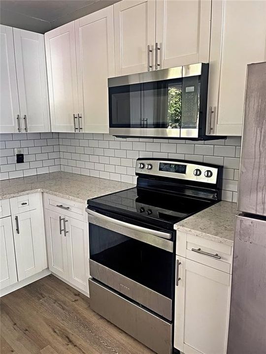 For Rent: $2,200 (2 beds, 1 baths, 1150 Square Feet)