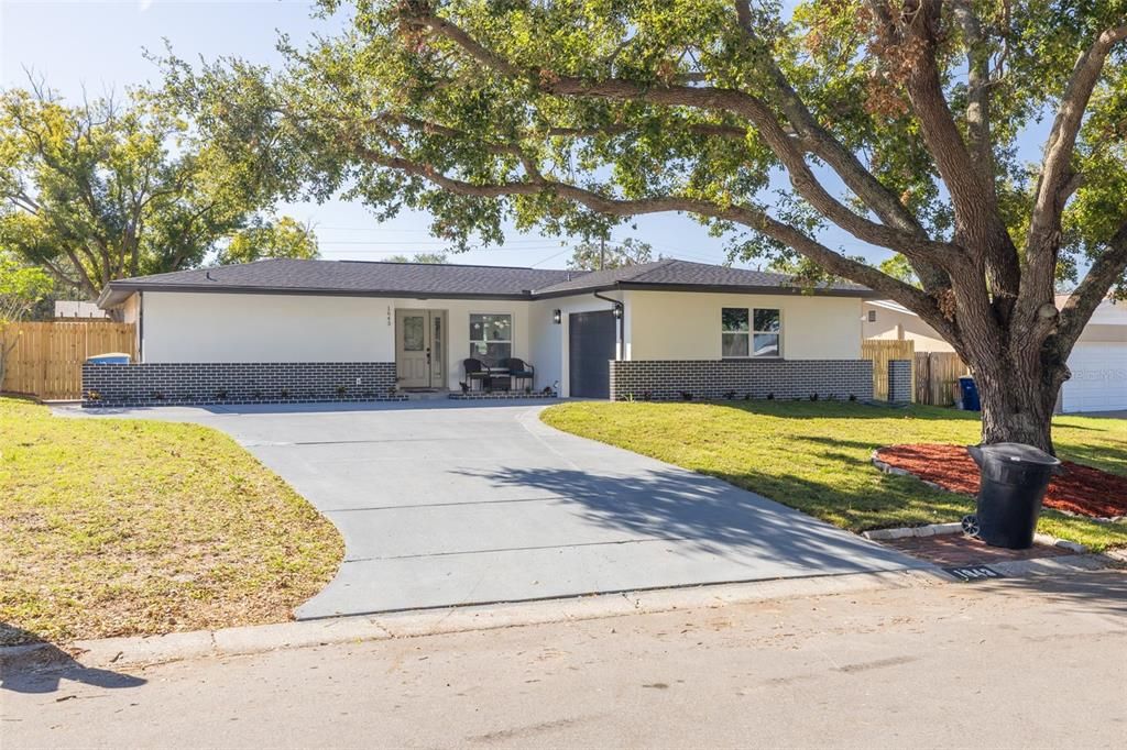 For Sale: $499,000 (3 beds, 2 baths, 1610 Square Feet)