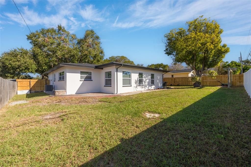 For Sale: $499,000 (3 beds, 2 baths, 1610 Square Feet)