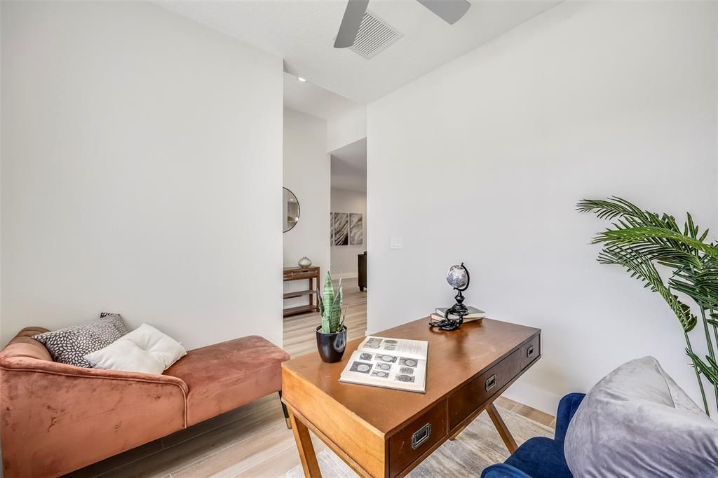 En Venta: $425,900 (3 camas, 3 baños, 2018 Pies cuadrados)