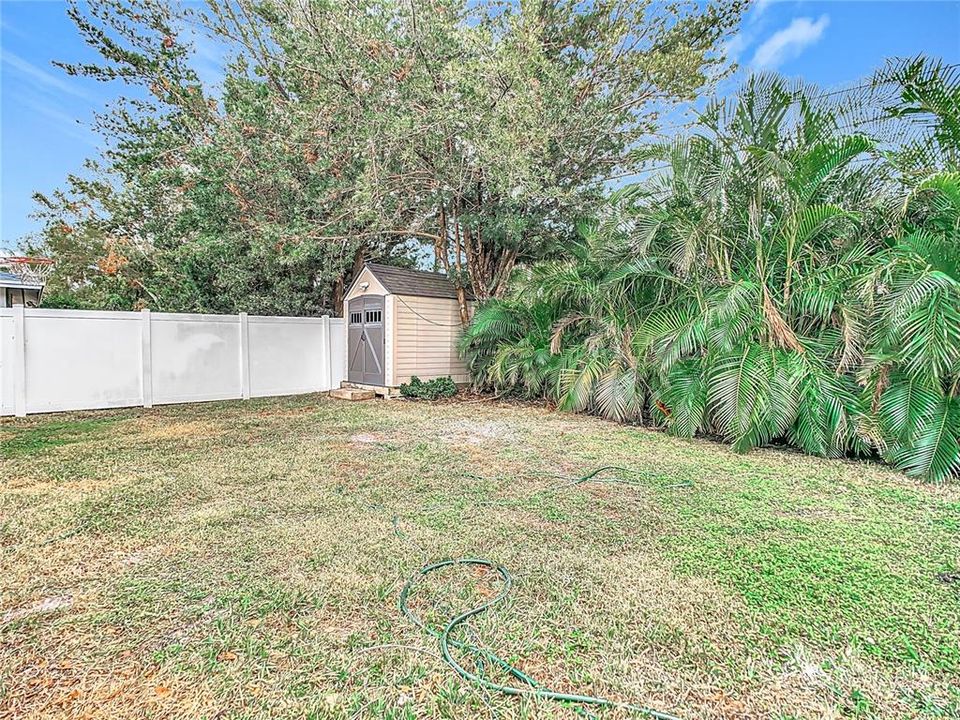 For Sale: $585,000 (3 beds, 2 baths, 2091 Square Feet)