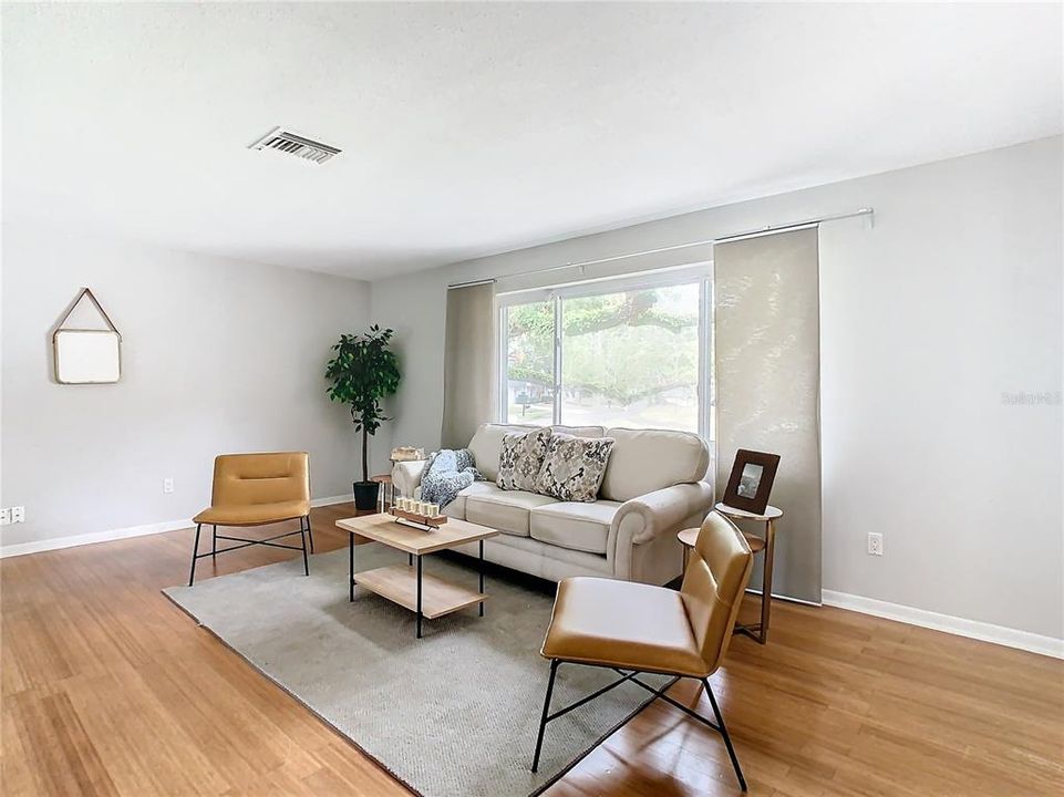 For Sale: $585,000 (3 beds, 2 baths, 2091 Square Feet)