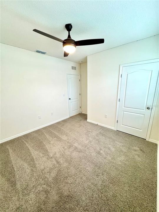 For Rent: $2,400 (4 beds, 2 baths, 1830 Square Feet)