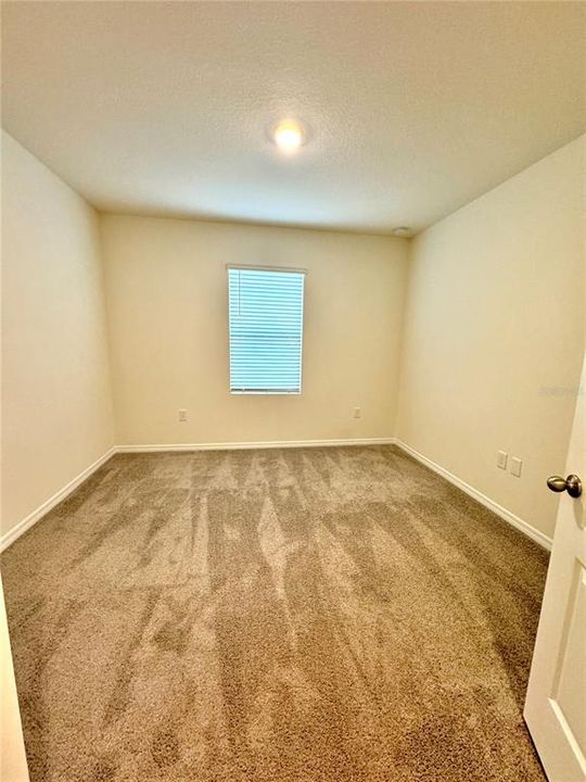 For Rent: $2,400 (4 beds, 2 baths, 1830 Square Feet)