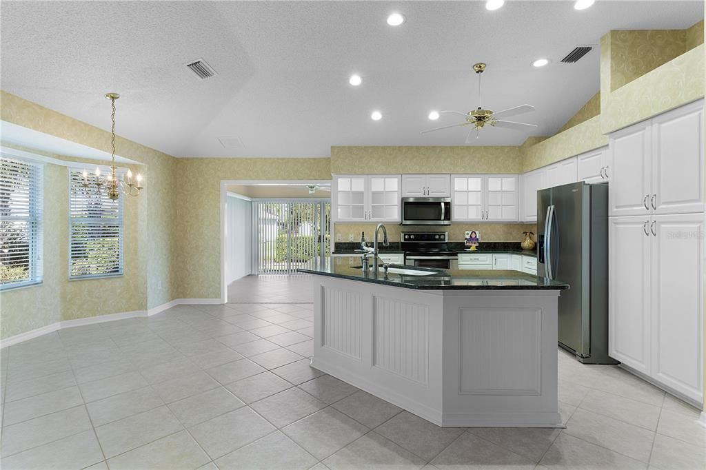 Beautiful lights to highlight the glass front cabinets