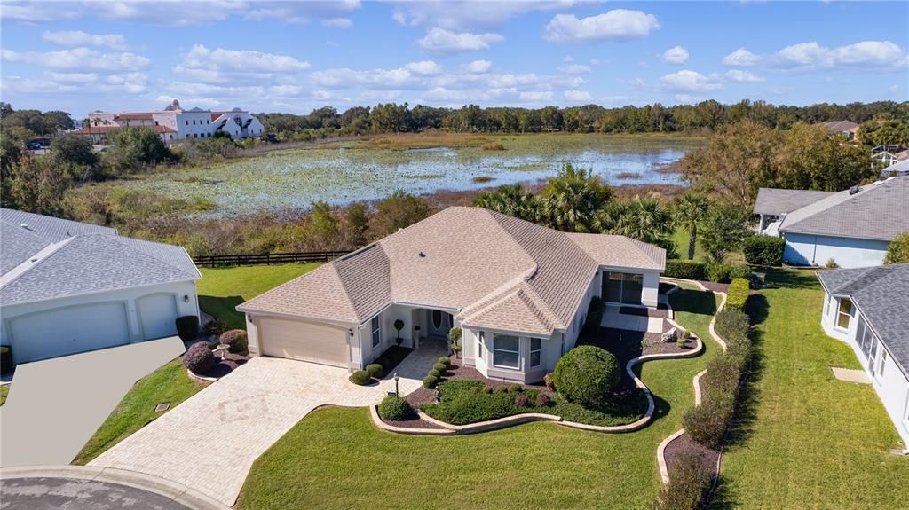 Serene preserve views!