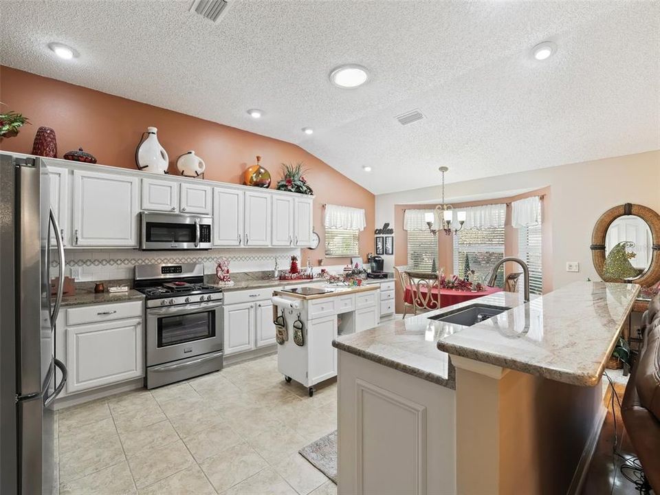 For Sale: $439,000 (3 beds, 2 baths, 1488 Square Feet)