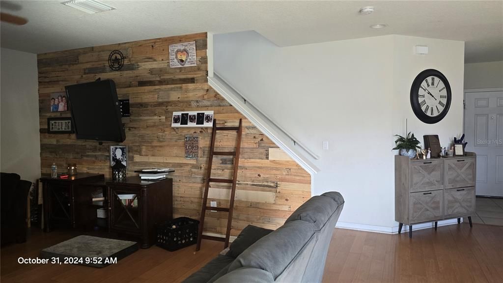 Wood planked feature wall in livingroom