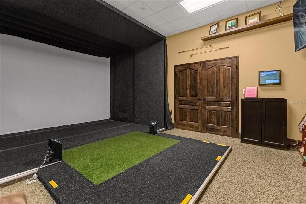 Clubhouse Golf Simulator