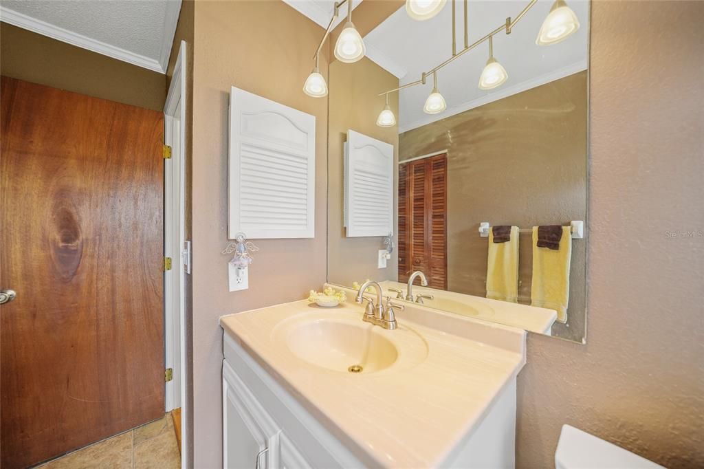 Guest Bathroom