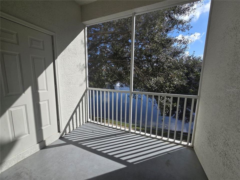 Screened balcony