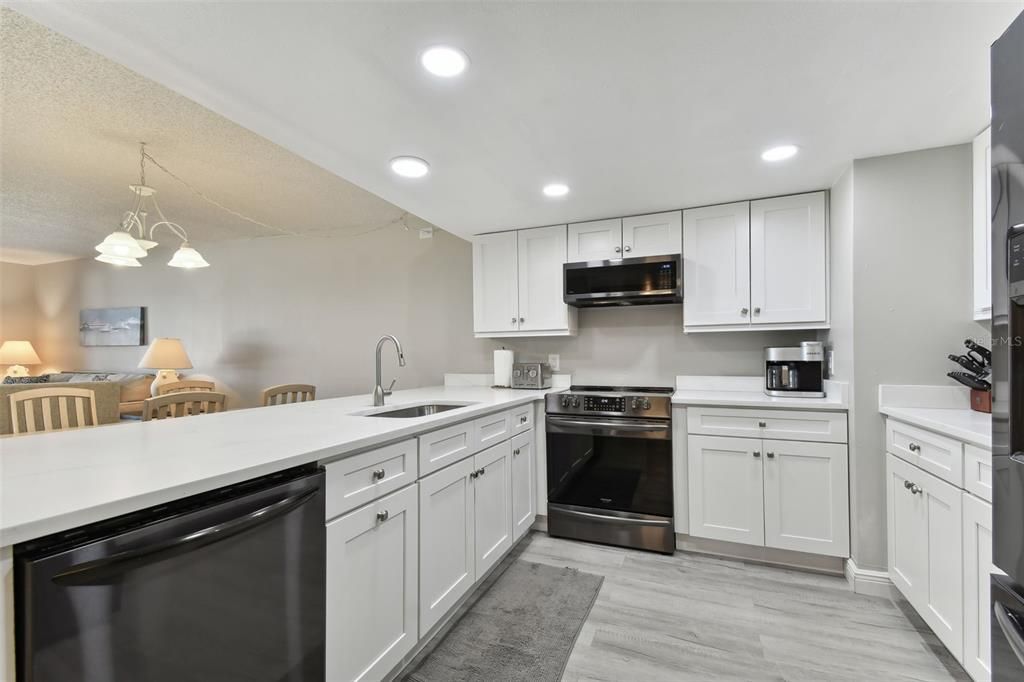 Newly renovated kitchen with Samsung Appliances