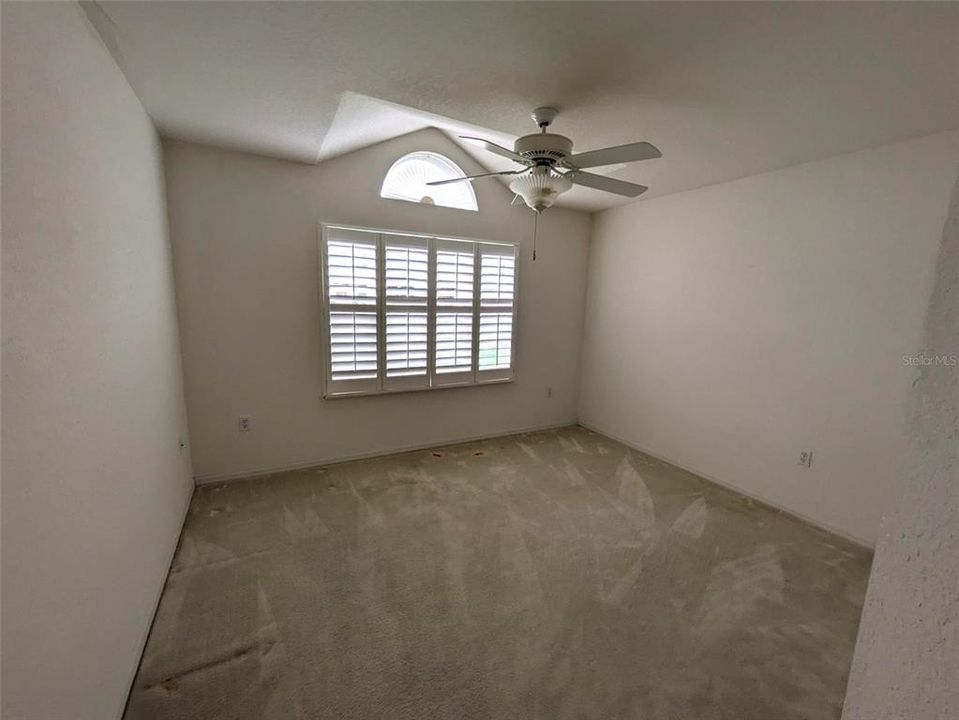 Guest bedroom