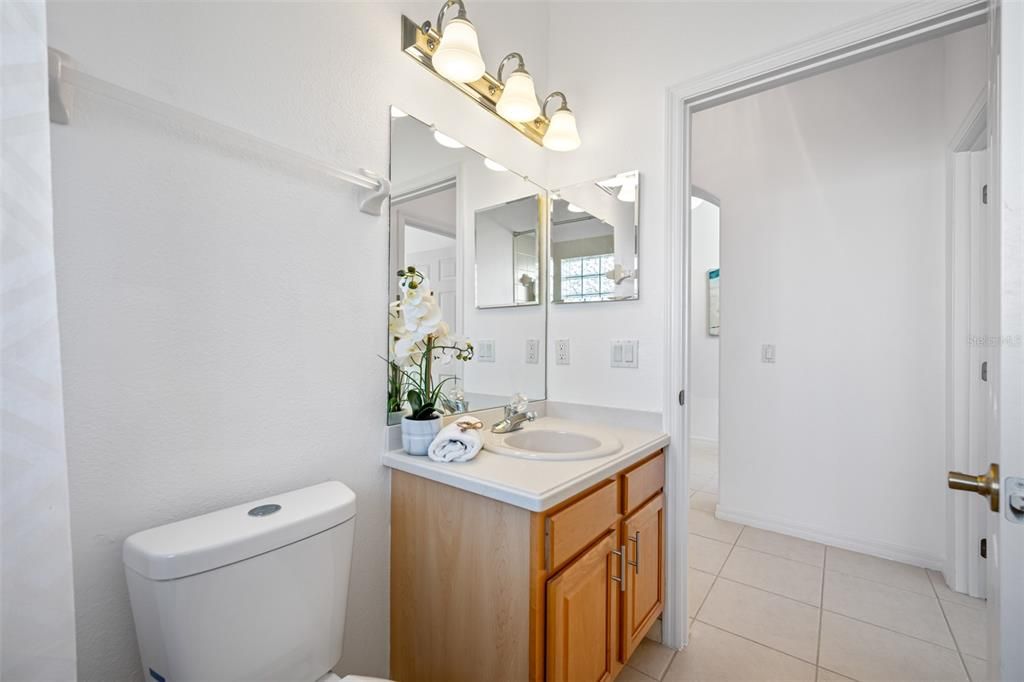 Active With Contract: $349,000 (3 beds, 2 baths, 1966 Square Feet)