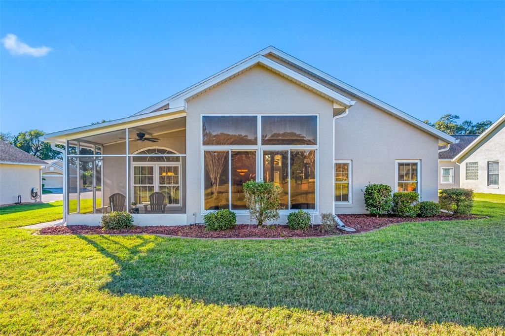 Active With Contract: $349,000 (3 beds, 2 baths, 1966 Square Feet)