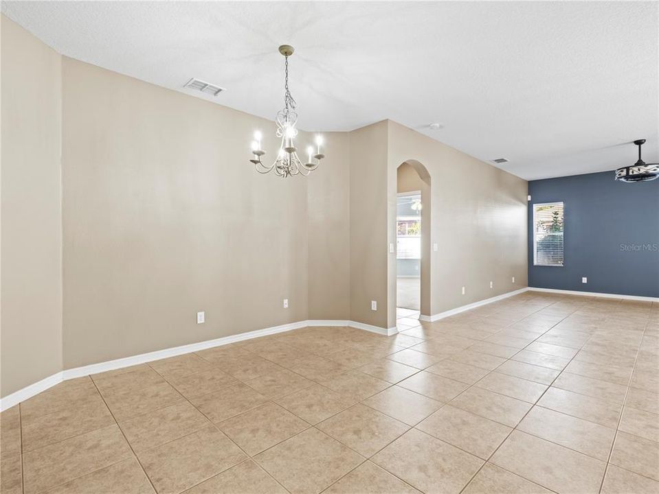 For Sale: $309,000 (3 beds, 2 baths, 1862 Square Feet)