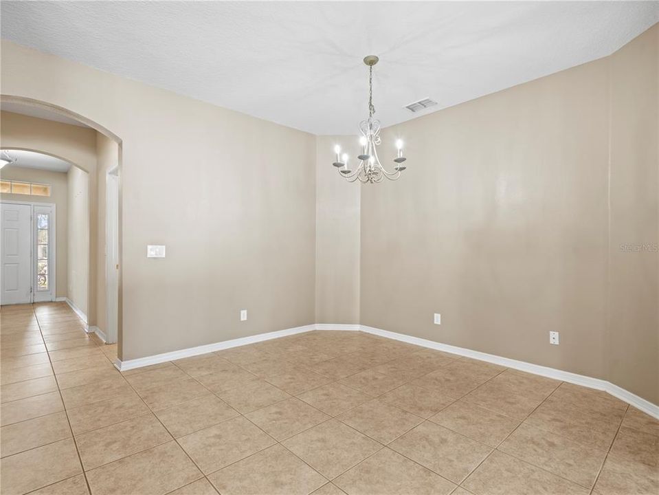 For Sale: $309,000 (3 beds, 2 baths, 1862 Square Feet)