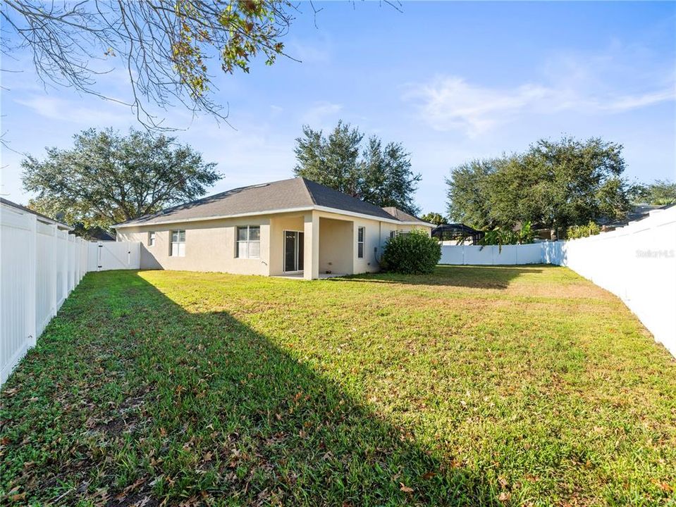 For Sale: $309,000 (3 beds, 2 baths, 1862 Square Feet)